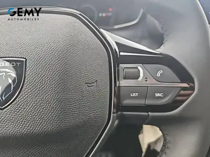 Photo 21 Peugeot 208  Hybrid 110 ch e-DCS6