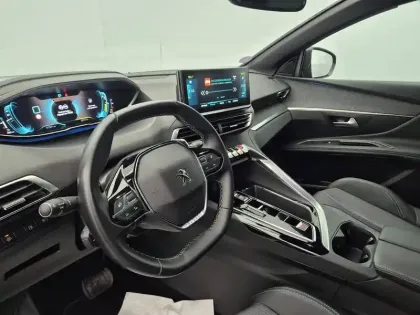 Photo 61 Peugeot 3008  Hybrid 180 e-EAT8