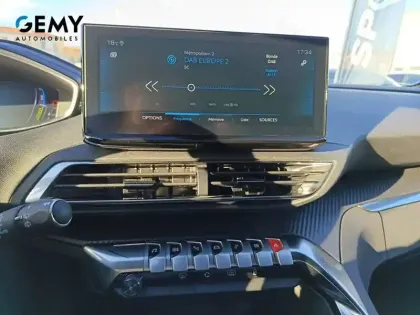 Photo 18 Peugeot 5008  Hybrid 136 e-DCS6