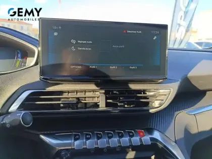 Photo 17 Peugeot 5008  Hybrid 136 e-DCS6