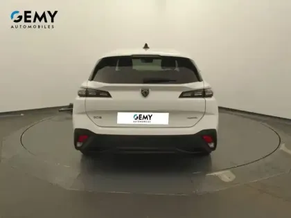 Photo 48 Peugeot 308  SW PHEV 180 e-EAT8