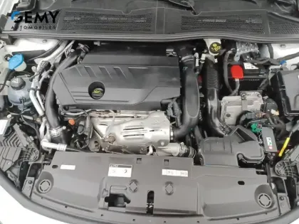 Photo 16 Peugeot 308  SW PHEV 180 e-EAT8