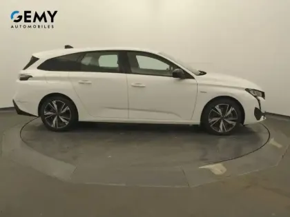 Photo 47 Peugeot 308  SW PHEV 180 e-EAT8