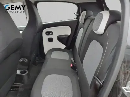 Photo 9 Renault Twingo  III Achat Intégral - 21