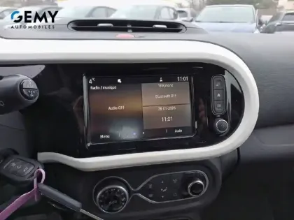Photo 12 Renault Twingo  III Achat Intégral - 21