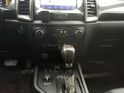 Photo 10 Ford Ranger  SUPER CABINE 2.0 ECOBLUE 213 BV10