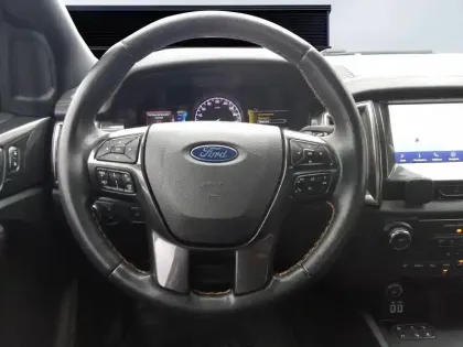 Photo 46 Ford Ranger  SUPER CABINE 2.0 ECOBLUE 213 BV10