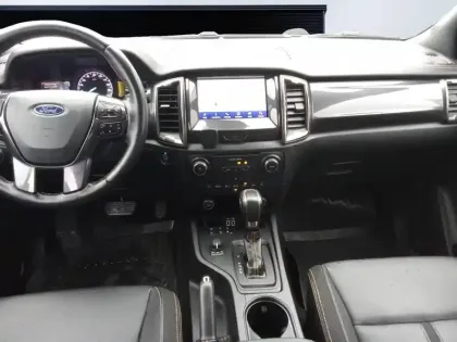 Photo 9 Ford Ranger  SUPER CABINE 2.0 ECOBLUE 213 BV10