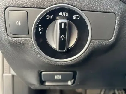 Photo 27 Mercedes Classe A  200 d 7G-DCT