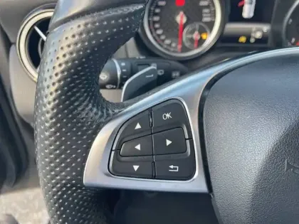 Photo 25 Mercedes Classe A  200 d 7G-DCT