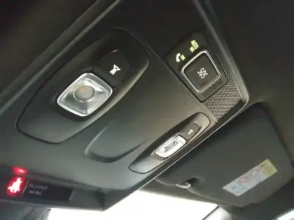 Photo 28 Renault Clio  E-Tech hybride 145