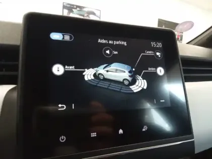 Photo 26 Renault Clio  E-Tech hybride 145