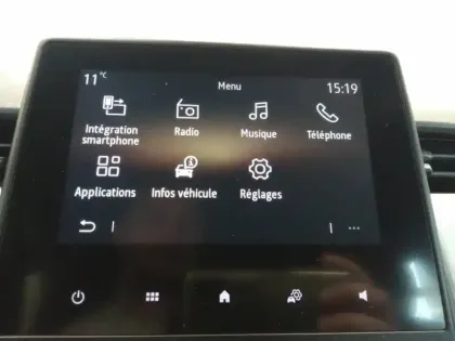 Photo 23 Renault Clio  E-Tech hybride 145