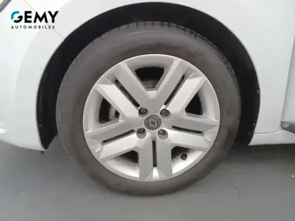 Photo 45 Renault Clio Gén. V (BJA) Ph1 Business 5