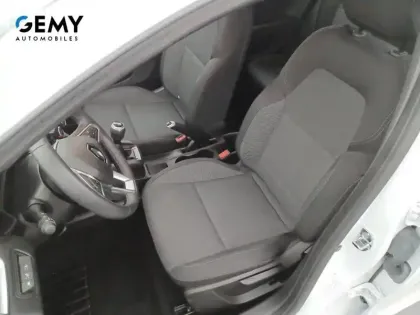 Photo 43 Renault Clio Gén. V (BJA) Ph1 Business 5