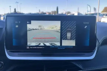 Photo 19 Peugeot 208  PureTech 100 S&S EAT8