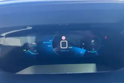 Photo 25 Peugeot 208  PureTech 100 S&S EAT8