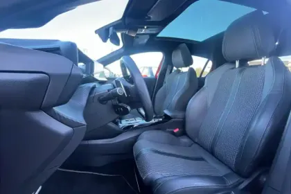 Photo 12 Peugeot 208  PureTech 100 S&S EAT8