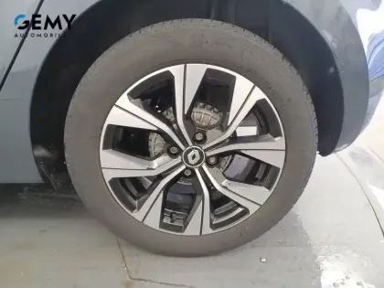 Photo 10 Renault Clio  TCe 90 - 21N