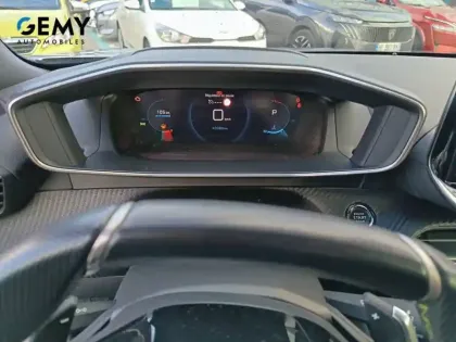 Photo 14 Peugeot 2008  BlueHDi 130 S&S EAT8