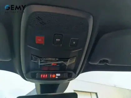 Photo 24 Peugeot 2008  BlueHDi 130 S&S EAT8