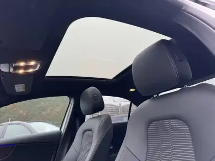 Photo 16 Mercedes Classe A  180 d 8G-DCT