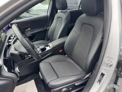 Photo 5 Mercedes Classe A  180 d 8G-DCT