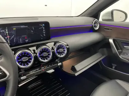 Photo 53 Mercedes Classe A Gén. IV (V177) Ph1 Progressive Line 4