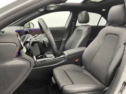 Photo 33 Mercedes Classe A Gén. IV (V177) Ph1 Progressive Line 4