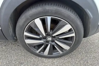 Photo 38 Peugeot 3008  Hybrid4 300 e-EAT8