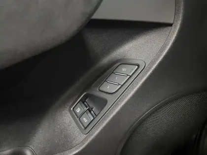 Photo 43 Audi Q3  e-hybrid 272 ch S tronic 6