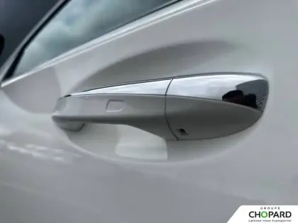 Photo 27 Mercedes Classe A  250 e 8G-DCT