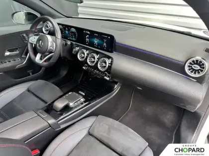 Photo 12 Mercedes Classe A  250 e 8G-DCT