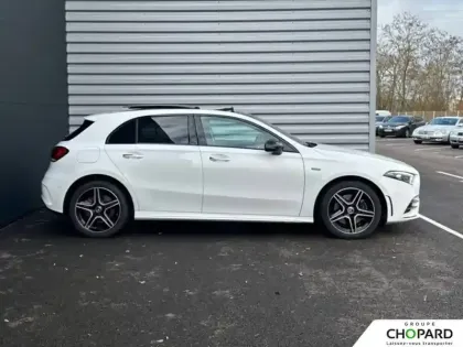 Photo 34 Mercedes Classe A  250 e 8G-DCT