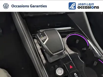 Photo 15 Volkswagen Touareg  3.0 V6 eHybrid 381ch Tiptronic 8 4Motion