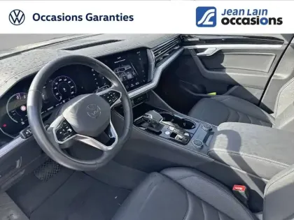 Photo 12 Volkswagen Touareg  3.0 V6 eHybrid 381ch Tiptronic 8 4Motion