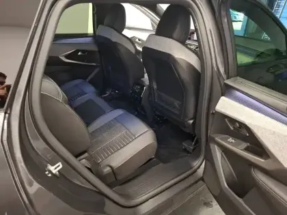 Photo 34 Peugeot 5008  Hybrid 145 e-DCS6