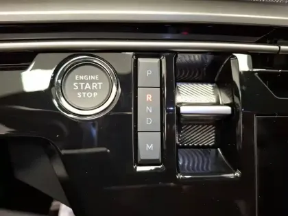 Photo 24 Peugeot 5008  Hybrid 145 e-DCS6