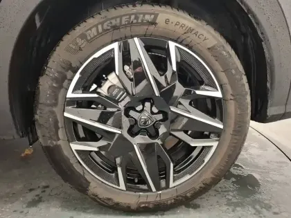 Photo 11 Peugeot 5008  Hybrid 145 e-DCS6