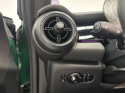 Photo 34 Mini Mini Cabriolet Cooper 136 ch DKG7