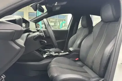 Photo 5 Peugeot 208  PureTech 100 S&S EAT8