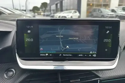 Photo 14 Peugeot 208  PureTech 100 S&S EAT8