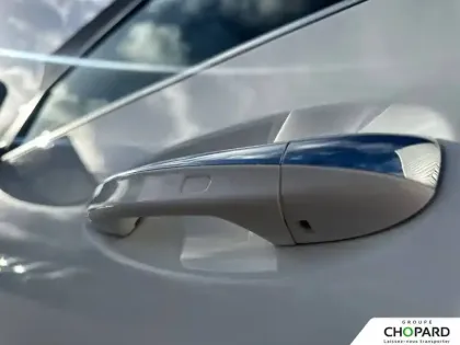 Photo 26 Mercedes GLA  200 d 8G-DCT