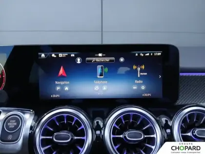 Photo 13 Mercedes GLB  200 d 8G-DCT