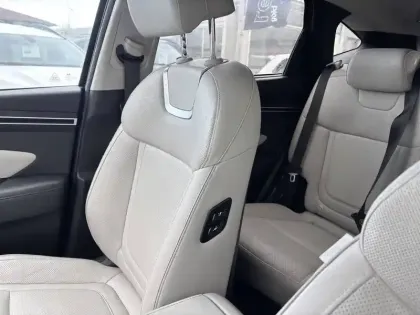 Photo 43 Hyundai Tucson  1.6 T-GDI 265 HTRAC Plug-in BVA6