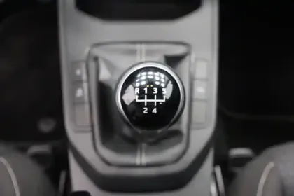 Photo 31 Seat Ibiza Gén. V Ph2 Urban 5