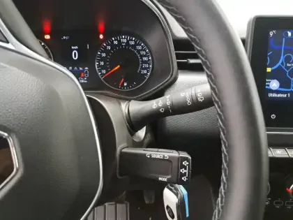 Photo 28 Renault Clio  Blue dCi 100 - 21N