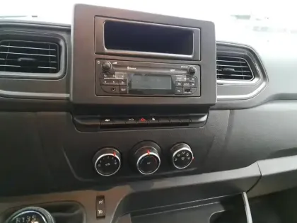 Photo 56 Renault Master  FGN TRAC F3500 L3H3 BLUE DCI 135