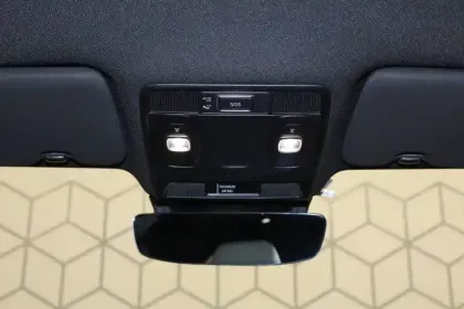 Photo 33 Renault Clio  E-Tech 140 - 21N