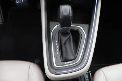 Photo 29 Renault Clio  E-Tech 140 - 21N